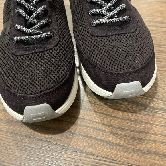 TOMS Arroyo Black Canvas Mesh Retro Inspired Lace Up Sneakers Women 8.5 - Picture 7 of 10